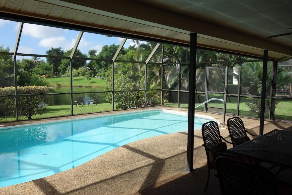 North Naples Pool Home With A New Sparkling Pool, Close To Beach, Lovely Lake View מראה חיצוני תמונה