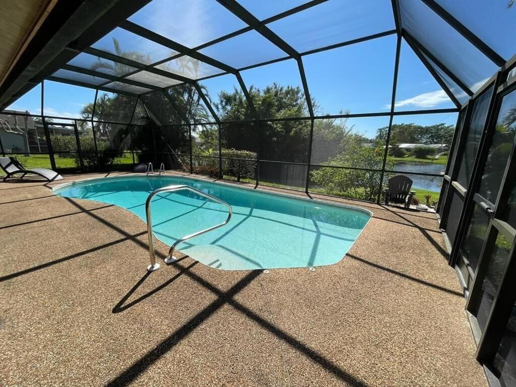 North Naples Pool Home With A New Sparkling Pool, Close To Beach, Lovely Lake View מראה חיצוני תמונה