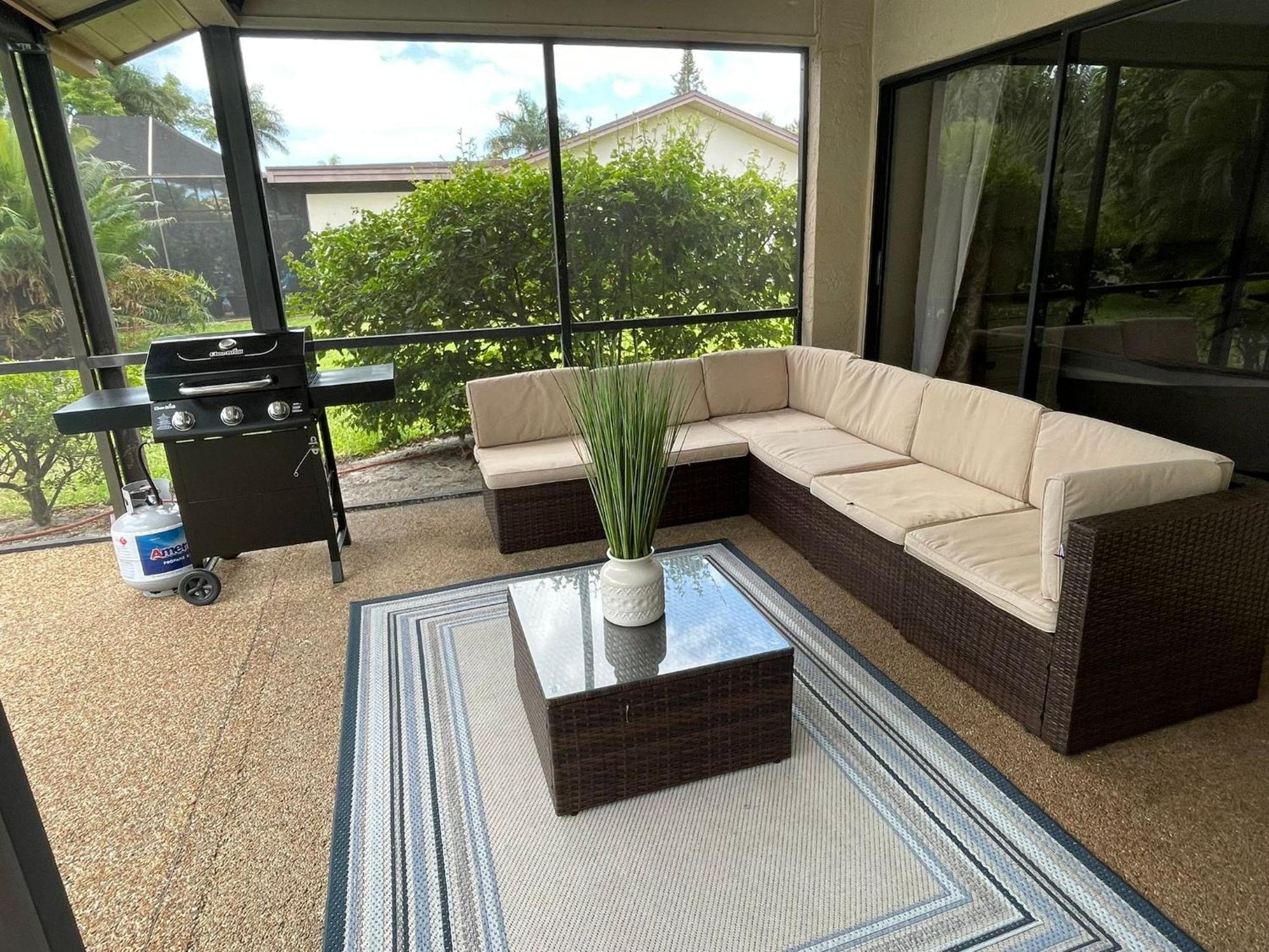 North Naples Pool Home With A New Sparkling Pool, Close To Beach, Lovely Lake View מראה חיצוני תמונה
