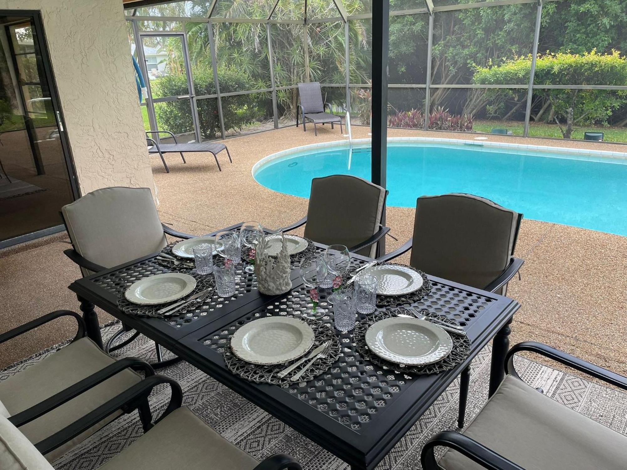 North Naples Pool Home With A New Sparkling Pool, Close To Beach, Lovely Lake View מראה חיצוני תמונה